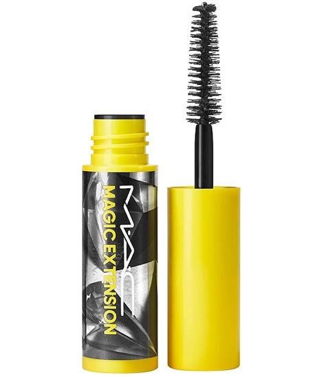 Achieving smudge-proof, waterproof lashes with mac magic extension mascara